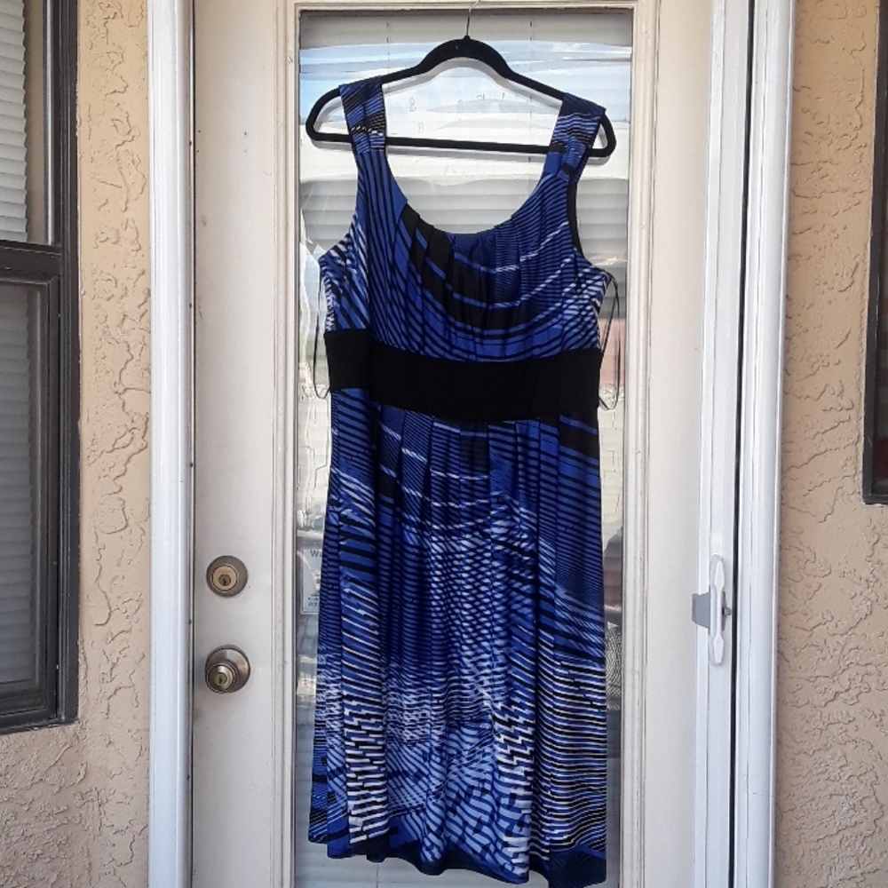 Cloths - Picture 2 of 2